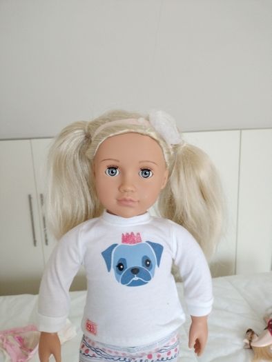 Miranda .Generation doll and 3 outfits included