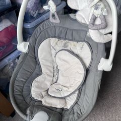 Baby bouncer