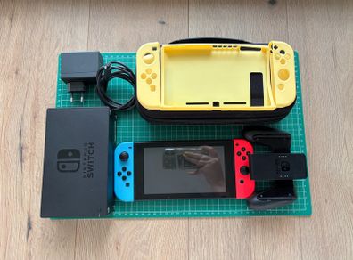 Nintendo Switch Blue/Red All Accessories and Cases Included