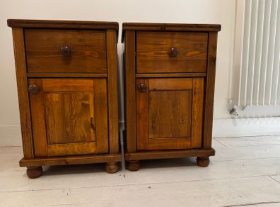 Bedside locker x 2