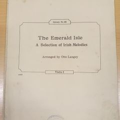 The Emerald isle A Selection of Irish Melodies 1913