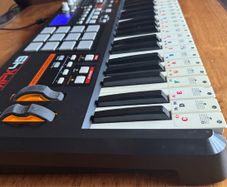 Akai Mpk49