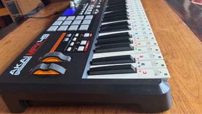 Akai Mpk49