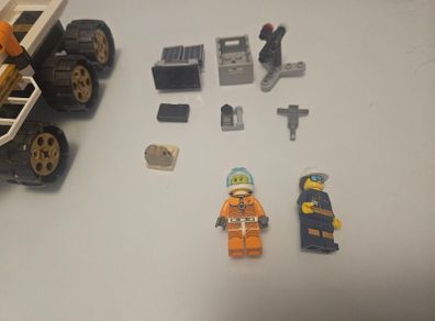 Lego set 60225 Space