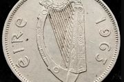 [#2106] - Ireland 1963 | Irish 2s6d | Irish Half Crown | Horse | KM.16a | High Grade