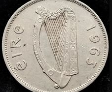 [#2106] - Ireland 1963 | Irish 2s6d | Irish Half Crown | Horse | KM.16a | High Grade