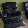 Leather 2 seater recliner and 1 seater Image 4