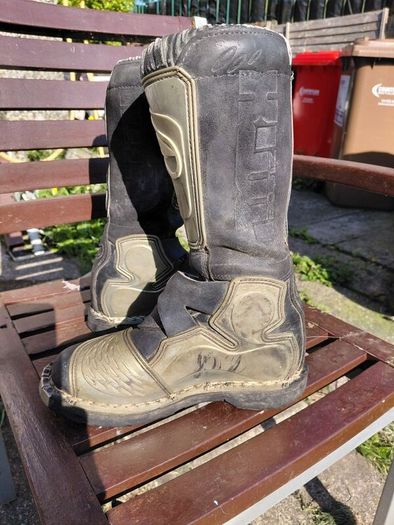 moto x boots