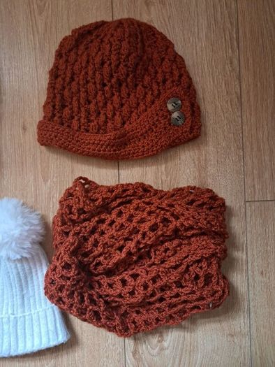 Women's Beanie Hats X 4