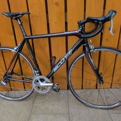 Scott Addict R2 HMX Carbon