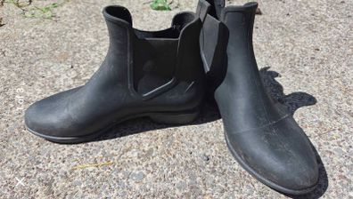 Horse riding boots