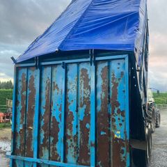 Donnelly 16ft  trailer ,  rollover cover & catwalk