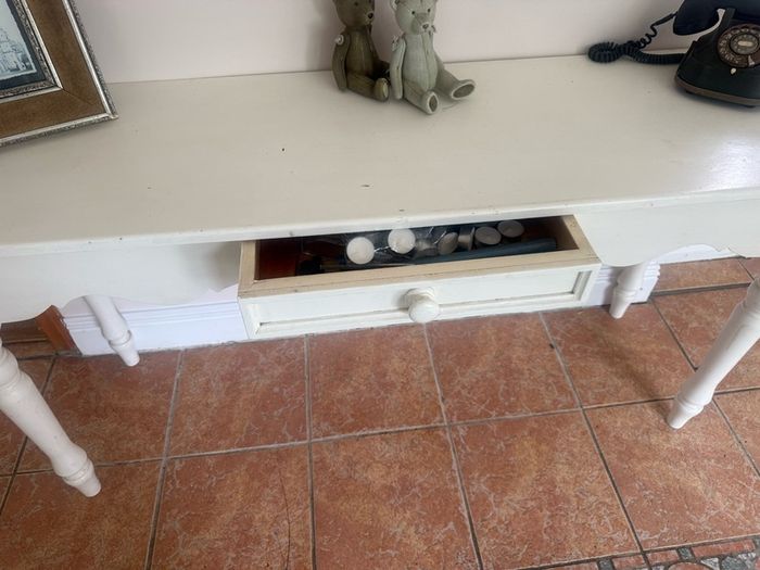 Console table