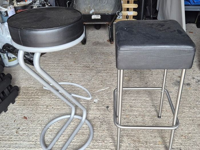 4 x bar stools