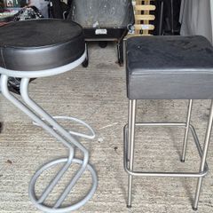 4 x bar stools