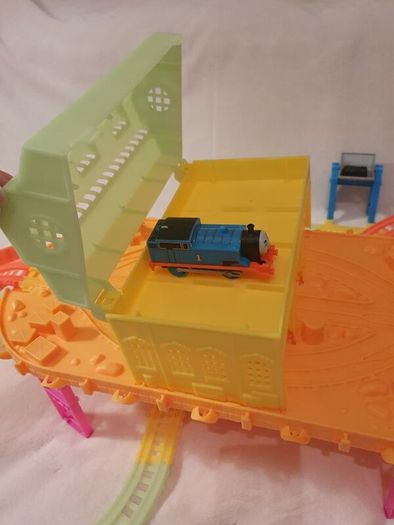 Thomas and Friends - Hyper Glow Station
