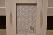 2 white photo frames 10 x 15 cm