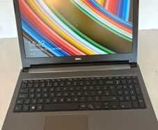 Dell Inspiron i7 16GB 2TB laptop 15.6" Display