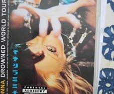 Madonna - Drowned World Tour 2001. DVD.