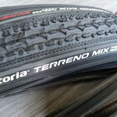 Vittoria Terreno Mix 33c - pair
