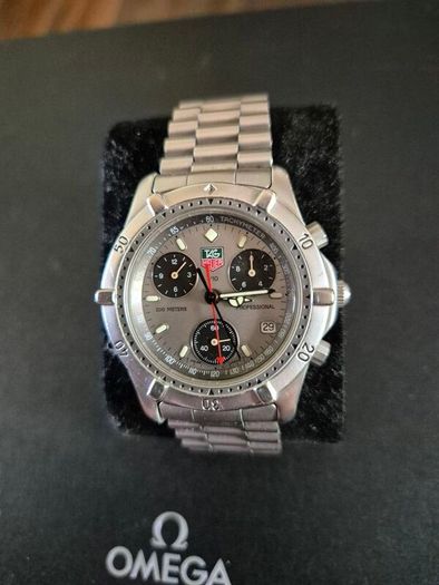 Tag Heuer 2000 CE1111