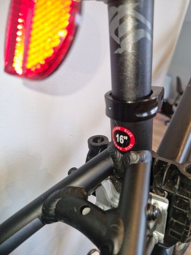 Carrera Vengeance Womens (Teenager) Mountain Bike