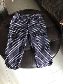 Navy cropped pants size 16-18