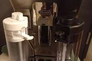 Delonghi Eletta Explore ECAM450.86.T Smart Bean to Cup Coffee Machine