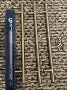 Wardrobe handles