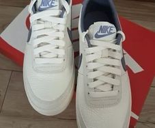 Nike Mens Kilshot size 8