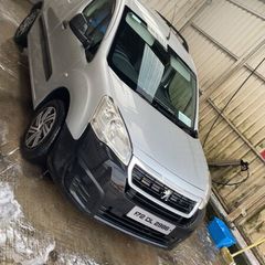 172 pugeot partner Low mileage