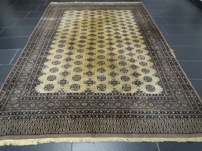 P.ersian Buchara Rug 2.85 x 1.90m (BUC12)