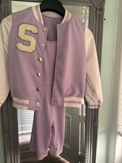 Bundle of girls clothes age 7-8