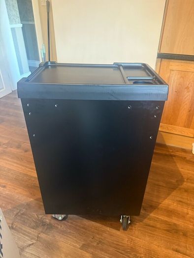 Wurth 8.4 rolling tool box