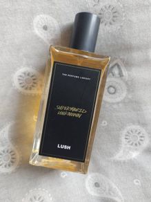 Lush Super world Unknown perfume