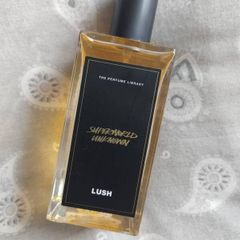 Lush Super world Unknown perfume