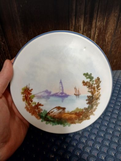 Teapot stand