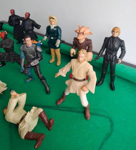 Star Wars figures
