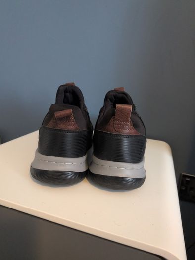Skechers men
