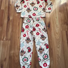 Late late toy show girls pyjamas age 9-10