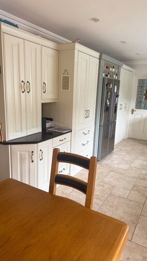 Kitchen for sale