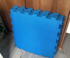 Blue play mats