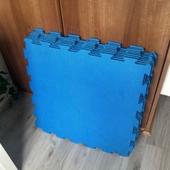 Blue play mats