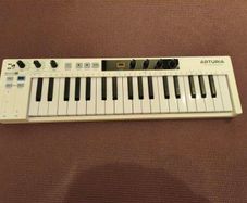 Arturia keystep 37 midi controller keyboard