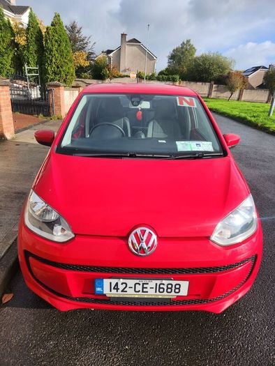 Volkswagen up! 2014