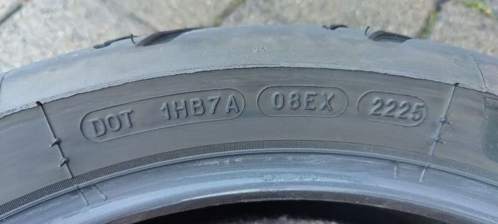 Michelin road 6 tyre.