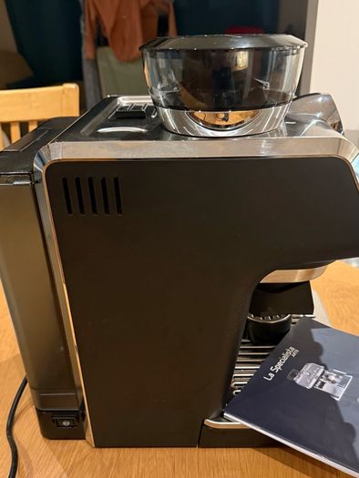 DeLonghi La Specialista Arte Coffee Machine