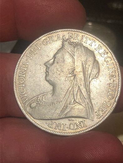 Victoria Crown 1899