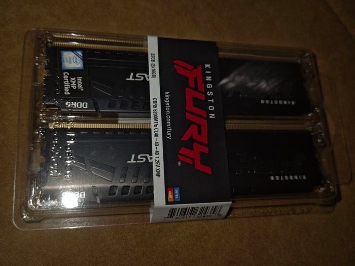 Kingston fury 32gb (2x16) cl 40 5200.
