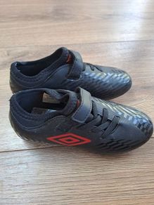 Umbro children's football boots